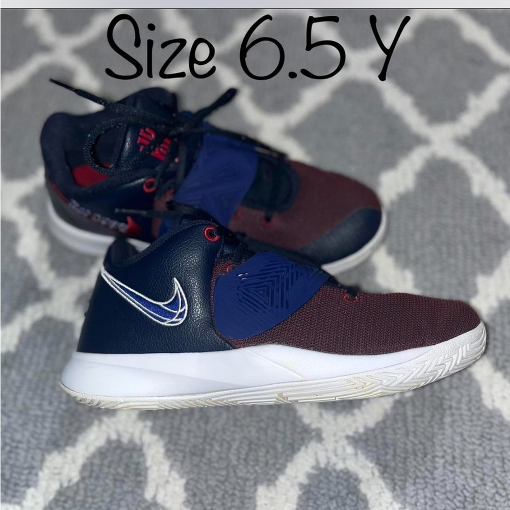 Nike Kyrie Irving Basketball Shoes- Size 6.5Y